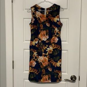 ZARA women’s short sleeve floral dress